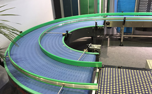 性能穩(wěn)定，規(guī)格多樣，瑞成工業(yè)耐磨導(dǎo)軌賦能工業(yè)升級(jí)發(fā)展